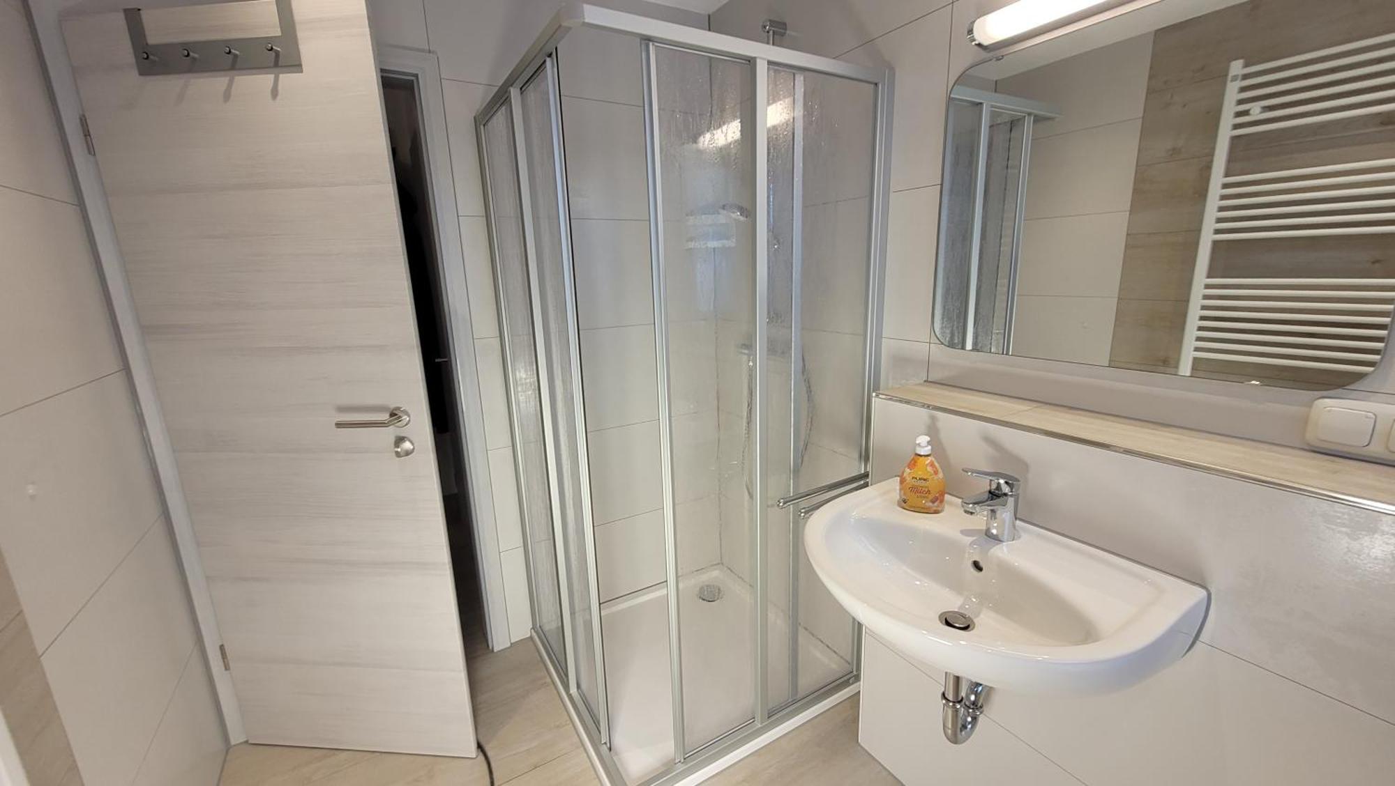 Ferienwohnung Gartentraum Mit Tollem Rasengarten Karlshagen Extérieur photo