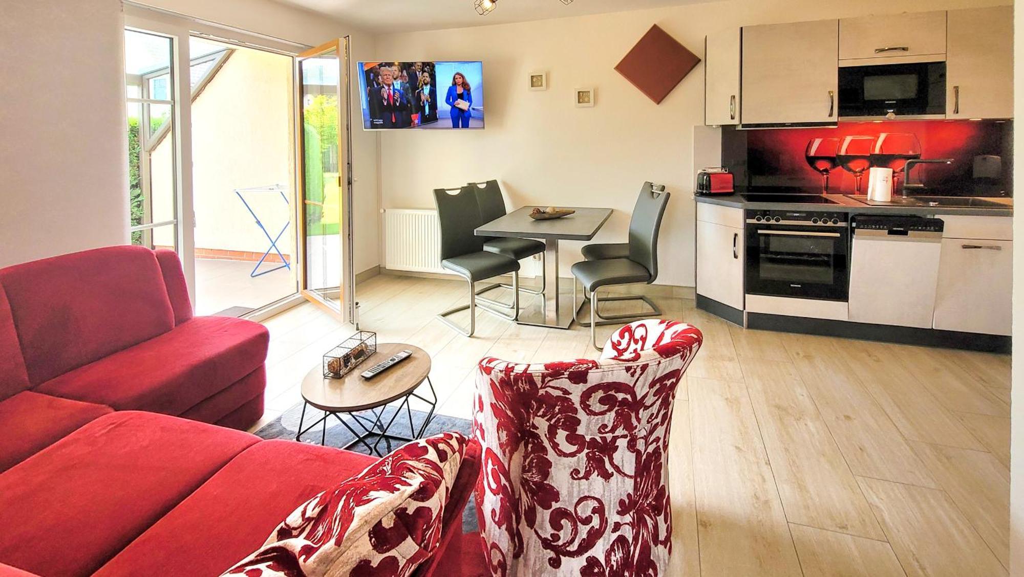 Ferienwohnung Gartentraum Mit Tollem Rasengarten Karlshagen Extérieur photo