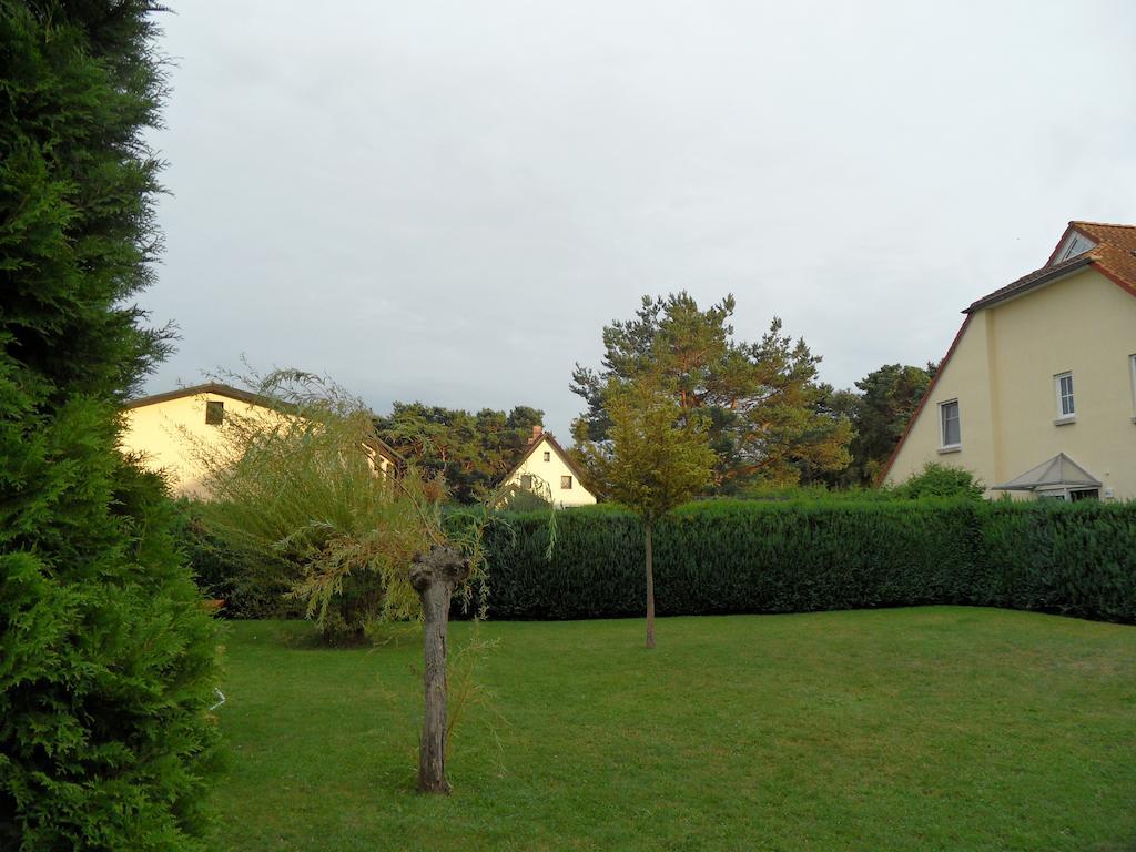 Ferienwohnung Gartentraum Mit Tollem Rasengarten Karlshagen Extérieur photo